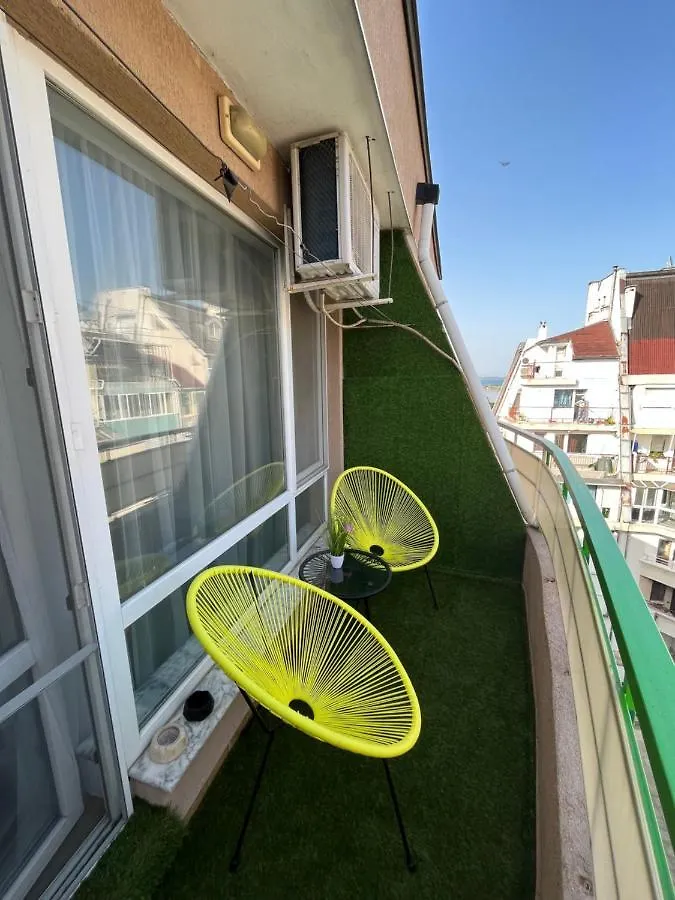 Apartment Happy Holiday 2 Burgas City 0*,